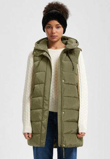 Длинный жилет