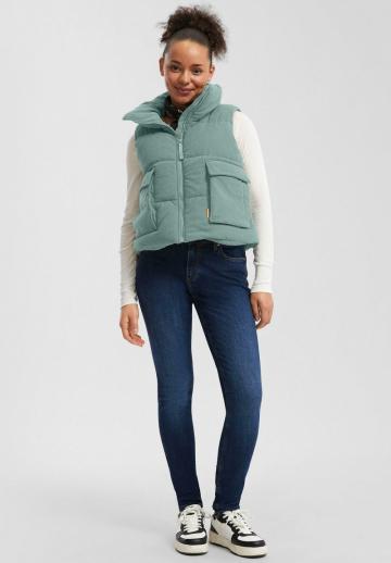 Короткая куртка