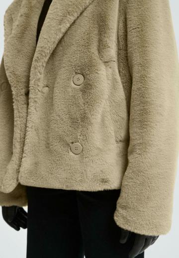 Зимняя куртка