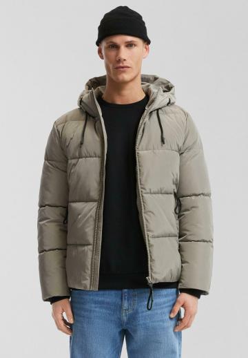 Зимняя куртка