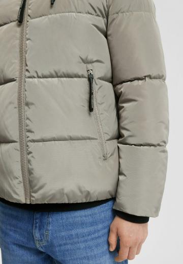 Зимняя куртка