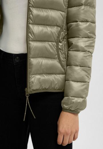 Зимняя куртка