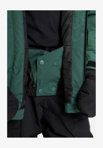 Спортивная куртка