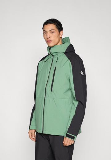 Сноубордическая куртка