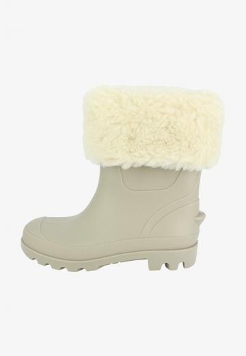 Резиновые сапоги