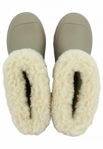 Резиновые сапоги