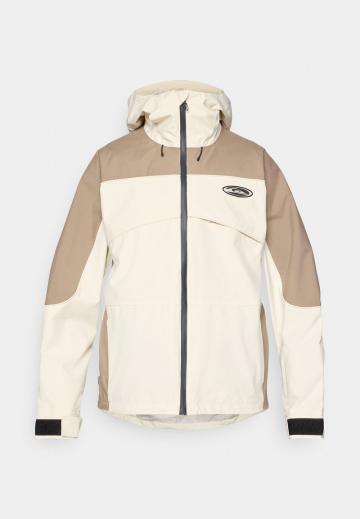 Сноубордическая куртка