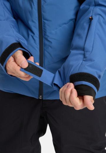 Сноубордическая куртка