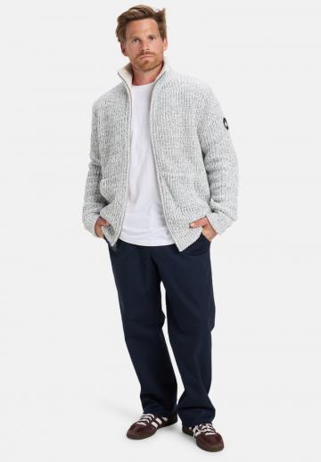 Вязаная кофта