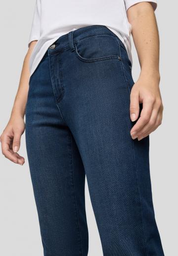 Короткие джинсы