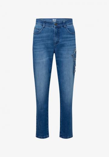 Короткие джинсы