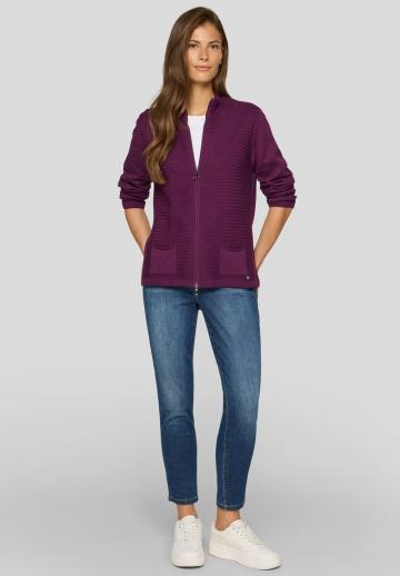 Вязаная кофта