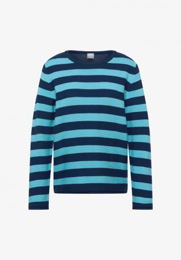 Пуловер в полоску