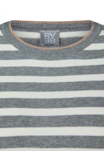 Пуловер с рукавом три четверти