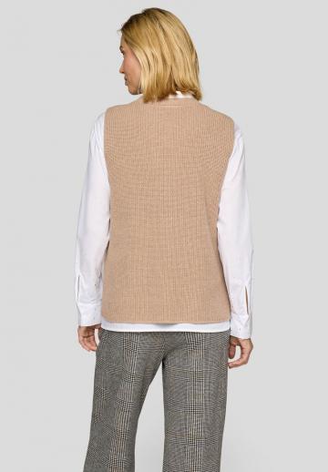 Пуловер без рукавов