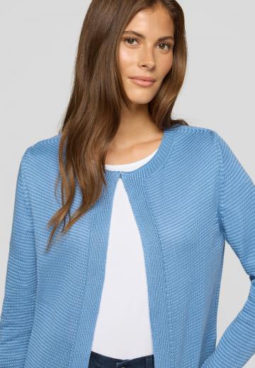 Вязаная кофта