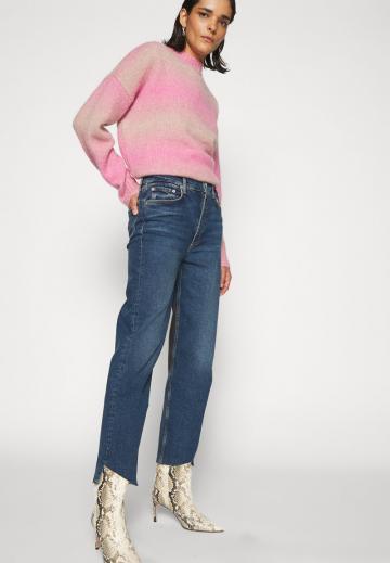 Джинсы бойфренда