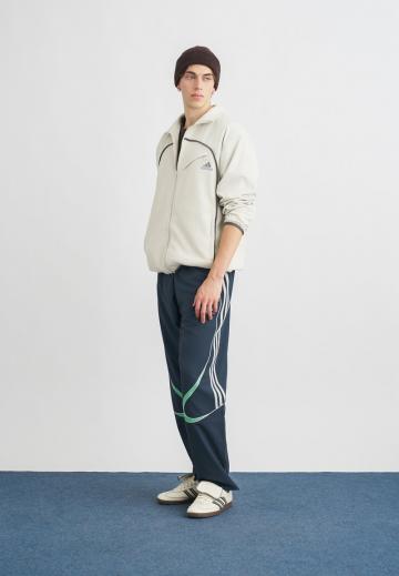 Флисовая куртка