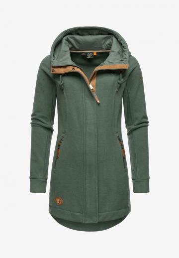 Короткое пальто