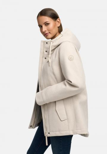 Короткое пальто