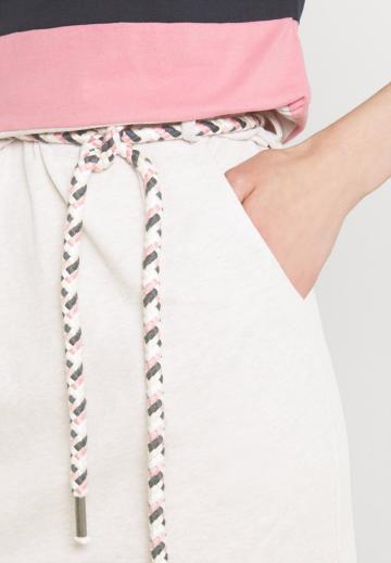 Платье футляр