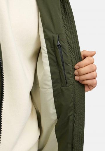 Зимняя куртка