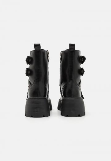 Ковбойские сапожки