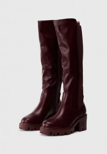 Высокие сапоги