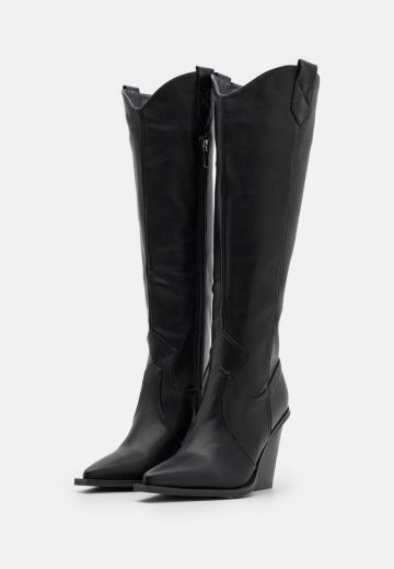 Ковбойские сапоги