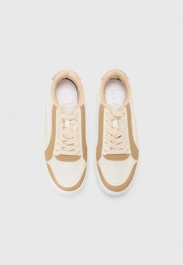 Гандбольные кроссовки