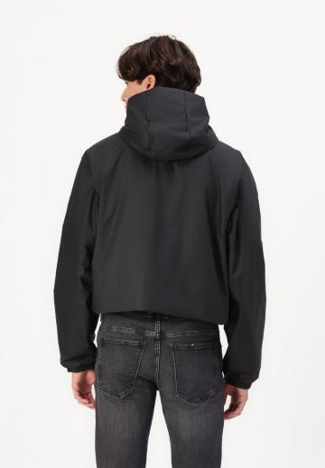 Короткая куртка