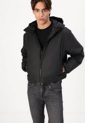 Короткая куртка