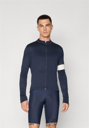 Спортивная форма