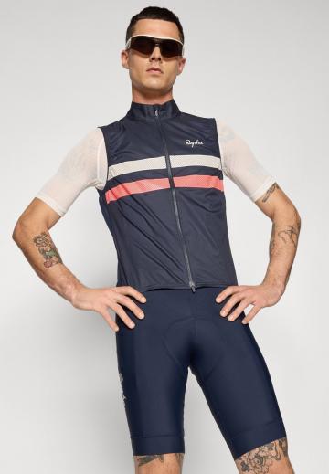 Спортивная куртка