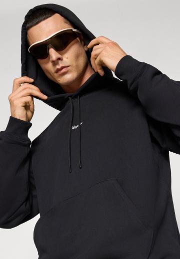 Спортивная кофта