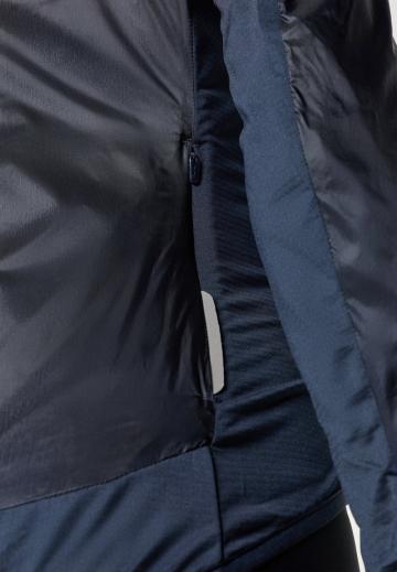 Спортивная куртка