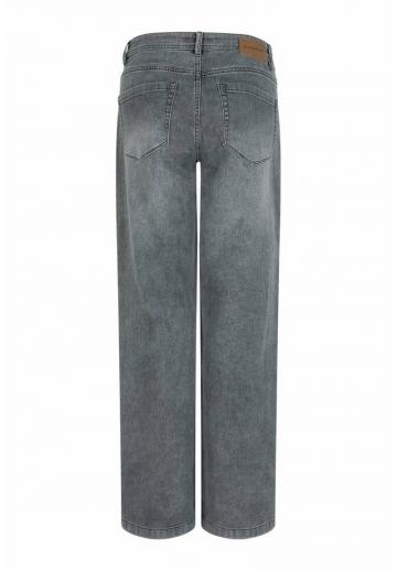 Свободные джинсы