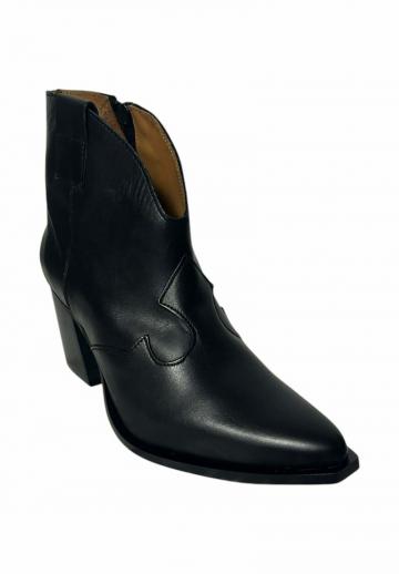 Ковбойские сапожки