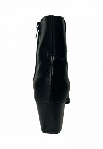 Ковбойские сапожки