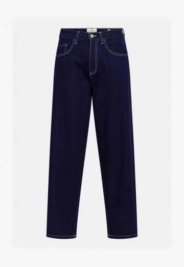 Свободные джинсы