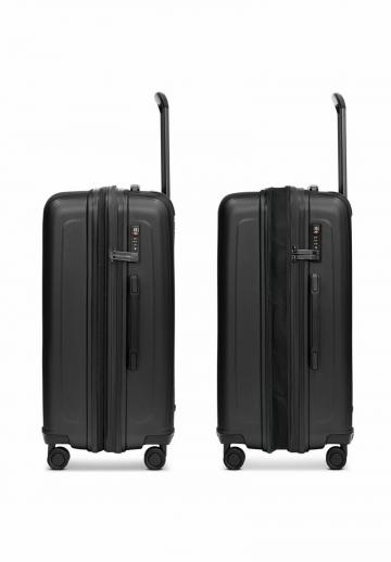 Набор чемоданов