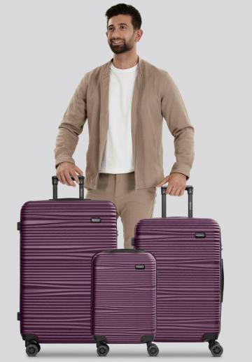 Набор чемоданов