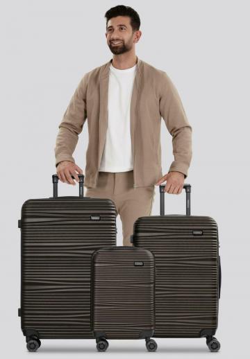 Набор чемоданов