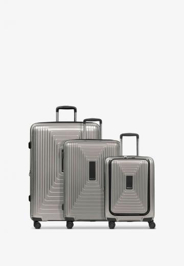 Набор чемоданов