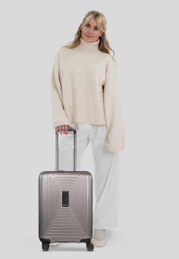 Чемодан на колесах