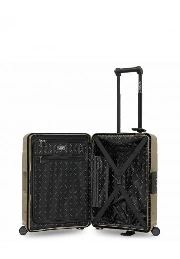 Чемодан на колесах