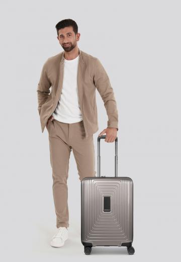 Чемодан на колесах