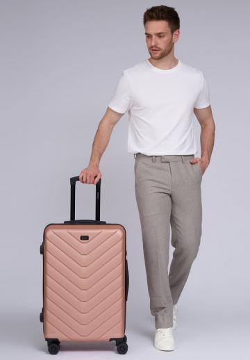 Чемодан на колесах