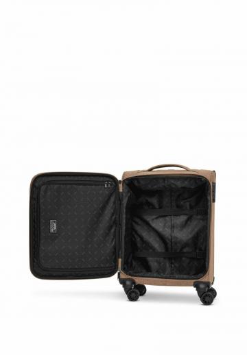 Чемодан на колесах