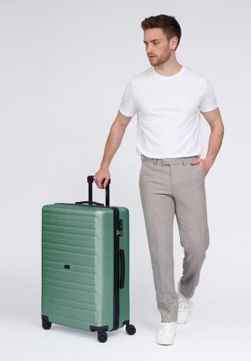 Чемодан на колесах